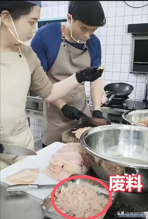 4万东说念主在线督工肥娟佳耦准备食材 公开停业配方引热议